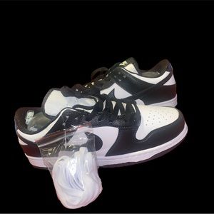 Nike Dunk Low Retro “Panda” Size: 10 for men